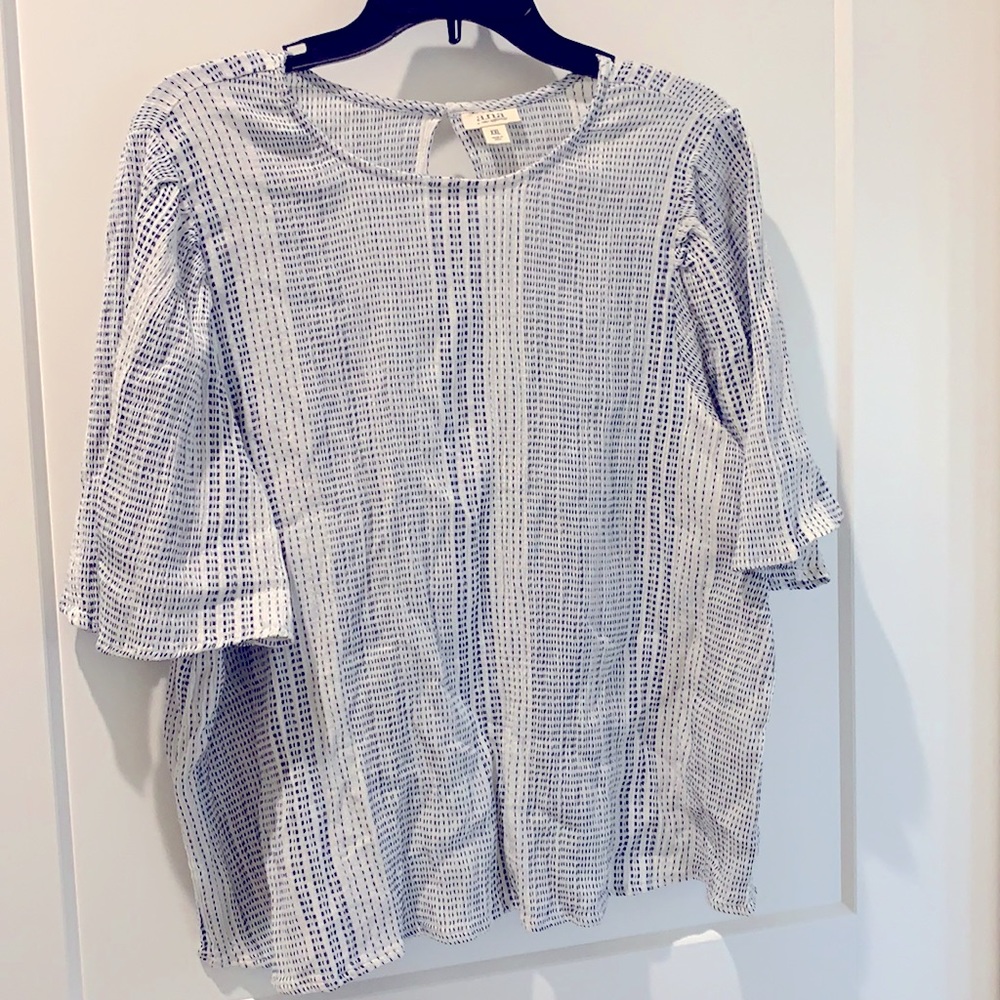 Navy/white - longer flutter sleeve - shirt length hits at hips or right below
